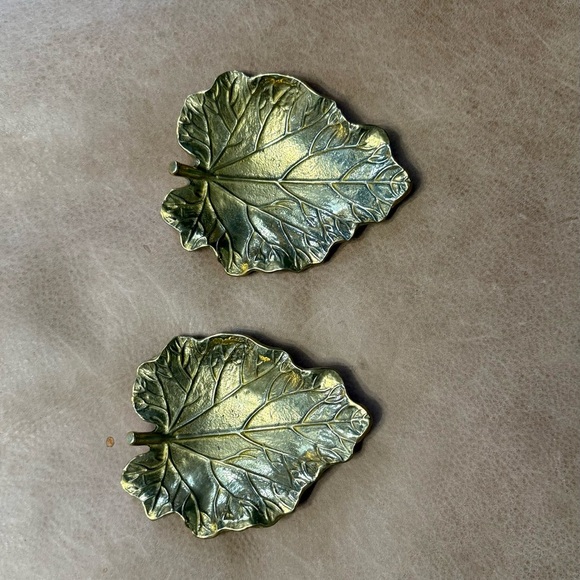 Other - Vintage Solid Brass Rhubarb Leaf TRINKET DISH TRAY Made In Taiwan